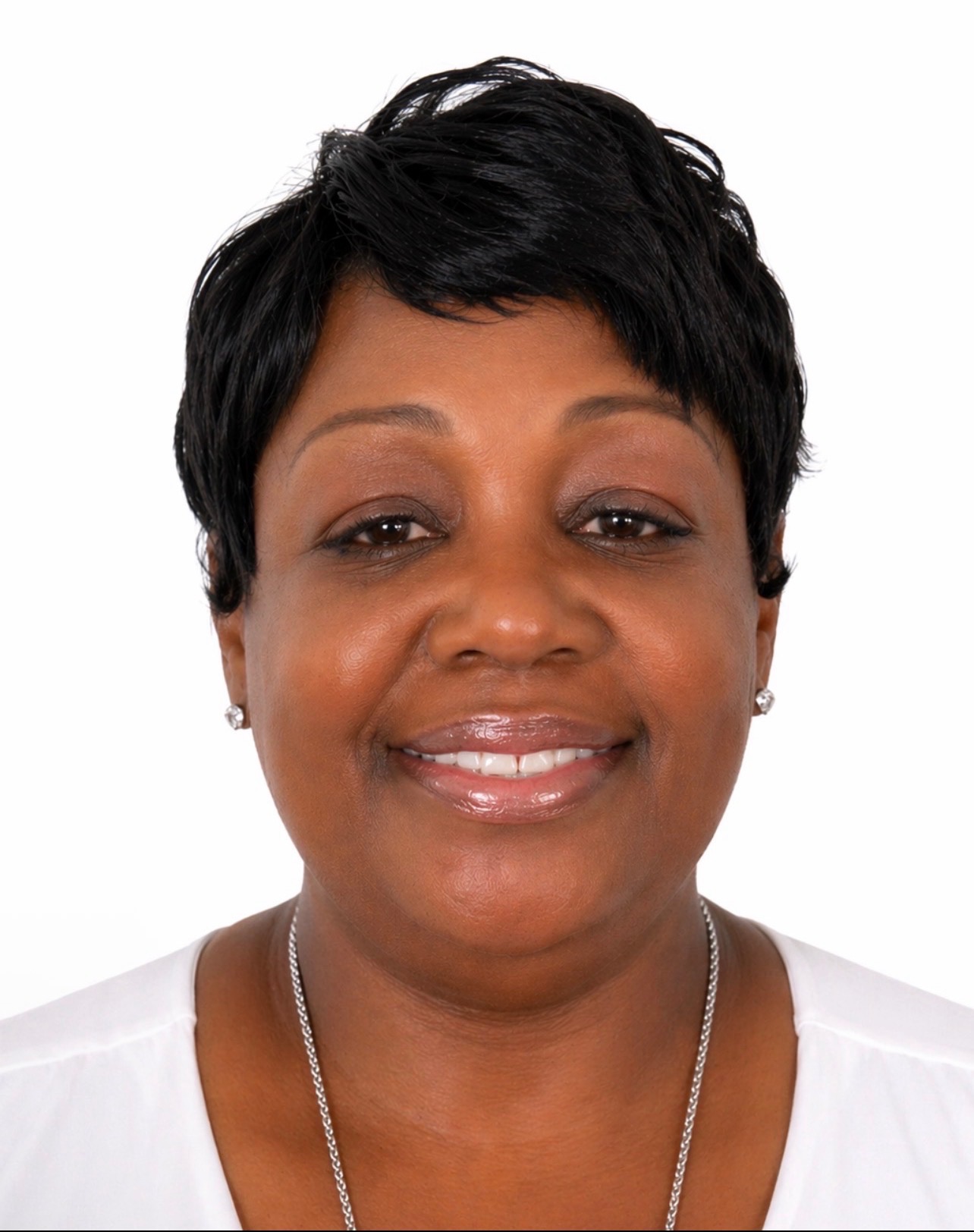 Headshot of Shawntaale Hurst