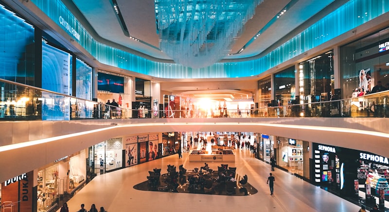 Bay Street shopping